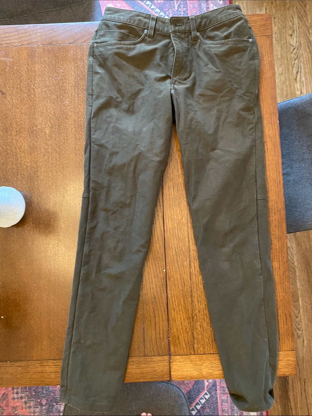 Men’s 28 Lululemon Olive Green Pant